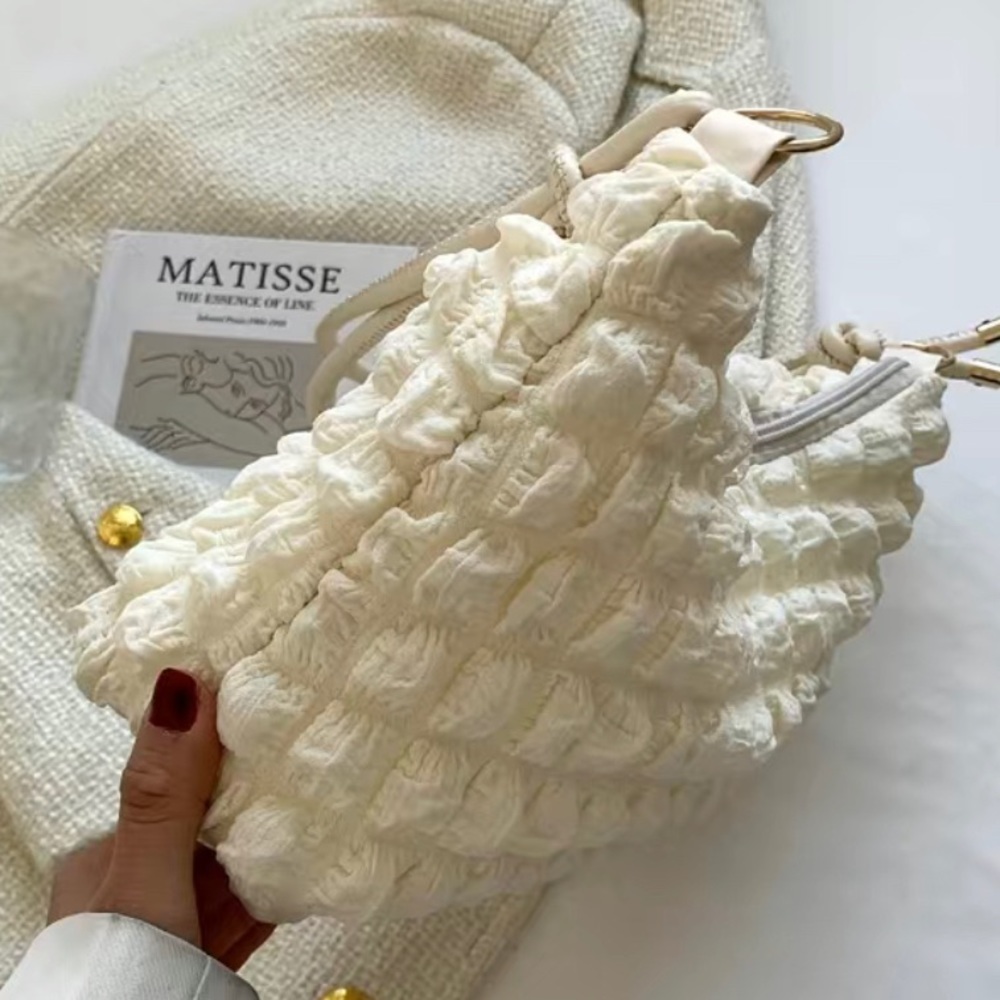 BOUTIQUE CLOUD BAG NWOT - Picture 5 of 6
